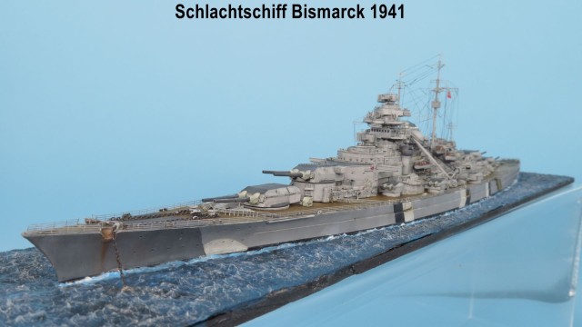 Schlachtschiff Bismarck (1/700)