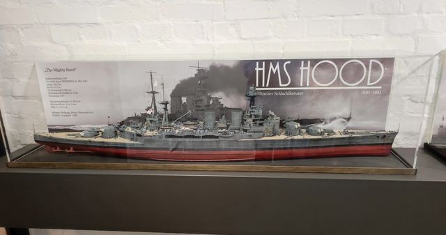 Schlachtkreuzer HMS Hood