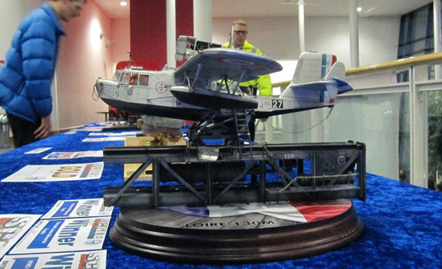 Scale ModelWorld 2016 in Telford: Unfall einer Vought F7U Cutlass auf USS Hancock (1/72)