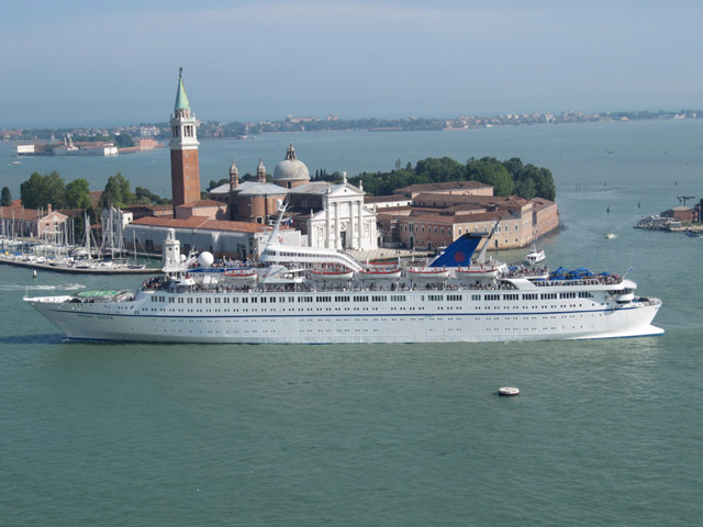 Kreuzfahrtschiff Orient Queen