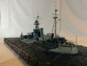 Britischer Monitor HMS Roberts (1/350)