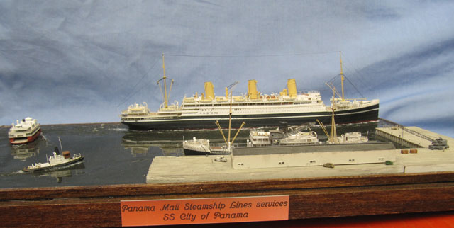 Passagierschiff RMS Empress of Australia und City of Panama