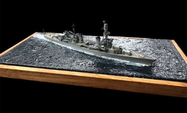 Schwerer Kreuzer USS Pensacola (1/700)