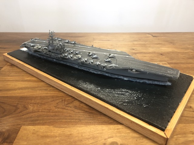 Flugzeugträger USS Ronald Reagan (1/700)