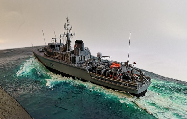 Minenabwehrfahrzeug HMS Hurworth (1/350)