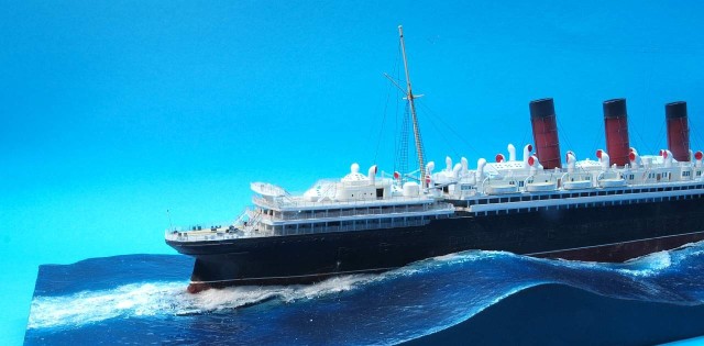 Passagierschiff RMS Mauretania (1/600)