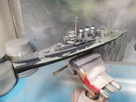 Schwerer Kreuzer HMS Suffolk (1/600)