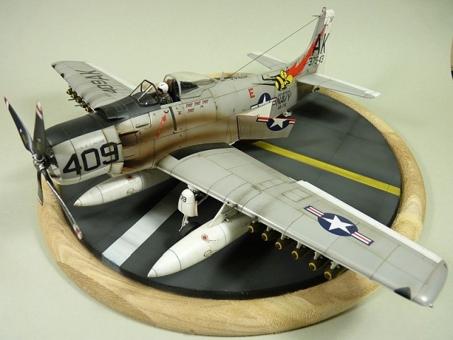 Jagdbomber Douglas A-1H Skyraider (1/48)