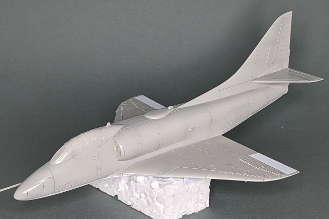 Kampfflugzeug Douglas A-4Q Skyhawk (1/72)