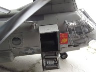 Transporthubschrauber Boeing-Vertol CH-46E Sea Knight (1/48)