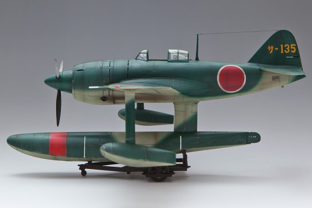 Jagdflugzeug Kawanishi N1K1 Kyofu (1/48)