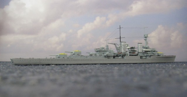 Leichter Kreuzer Königsberg (1/700)