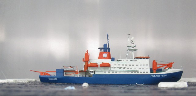 Polarforschungsschiff Polarstern (1/700)