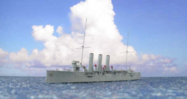 Geschützter Kreuzer Tsushima (1/700)