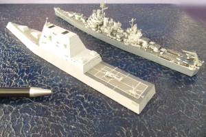 Zerstörer USS Zumwalt (1/700)