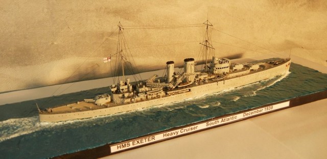 Schwerer Kreuzer HMS Exeter (1/700)