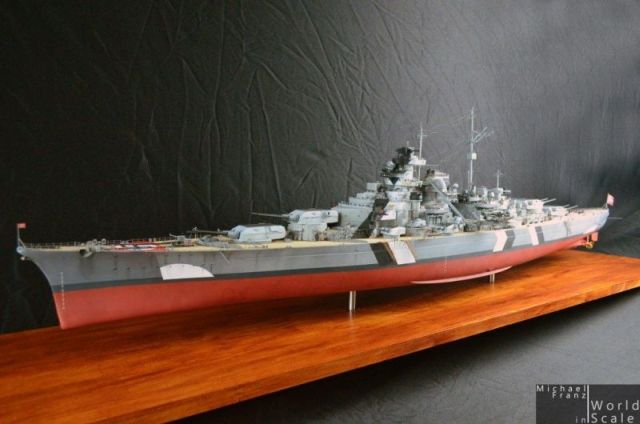 Deutsches Schlachtschiff Bismarck (1/350)