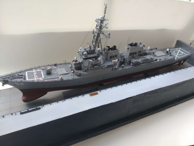 Lenkwaffenzerstörer USS Laboon (1/350)