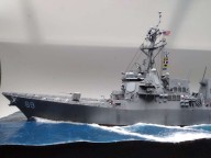 Lenkwaffenzerstörer USS Mustin (1/350)