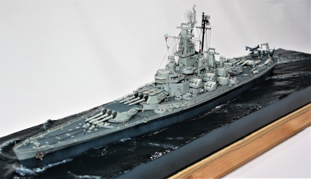 Schlachtschiff USS Massachusetts (1/350)