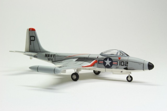 Jagdbomber McDonnell F2H-3 Banshee (1/144)