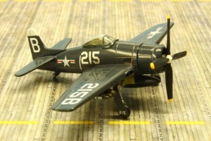 Jagdflugzeug Grumman F8F-1 Bearcat (1/144)