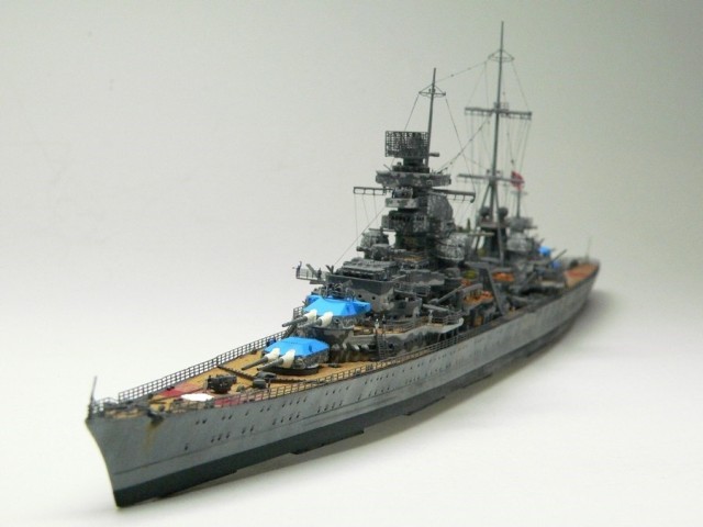 Schwerer Kreuzer Prinz Eugen (1/700)