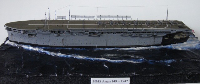 Flugzeugträger HMS Argus (1/700)