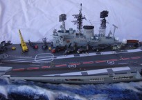 Flugzeugträger HMS Ark Royal (1/700)