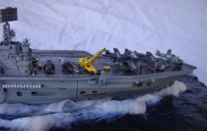 Flugzeugträger HMS Ark Royal (1/700)