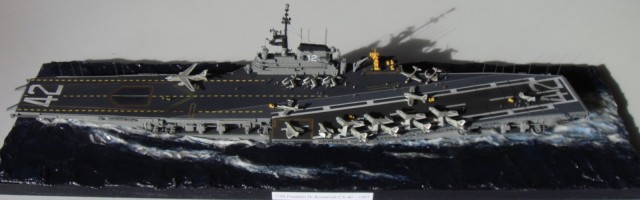 Flugzeugträger USS Franklin D. Roosevelt (1/700)