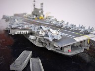 Flugzeugträger USS Midway (1/700)