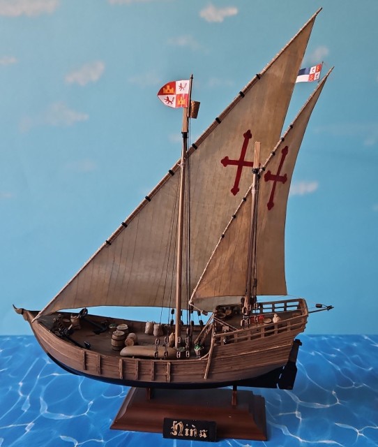 Karavelle Nina (1/75)