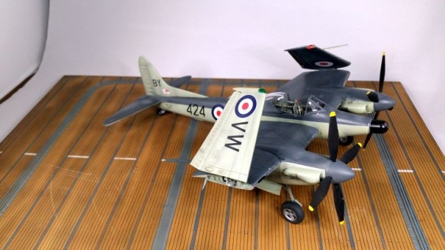 Jagdflugzeug De Havilland Sea Hornet NF.21 (1/48)