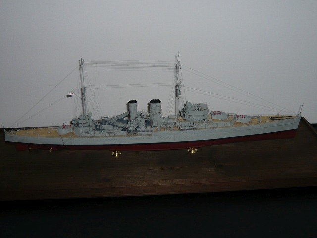 Schwerer Kreuzer HMS Exeter (1/350)