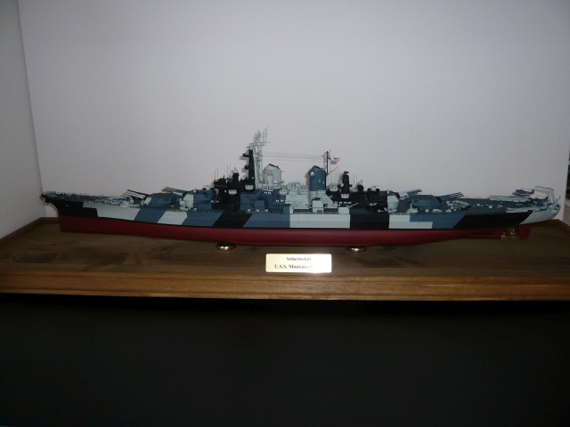 Schlachtschiff USS Montana (1/350)