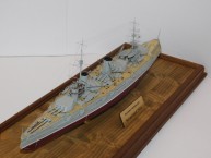 Russisches Schlachtschiff Sewastopol (1/350)