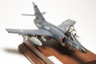 Marinekampfflugzeug Dassault Super Étendard (1/48)