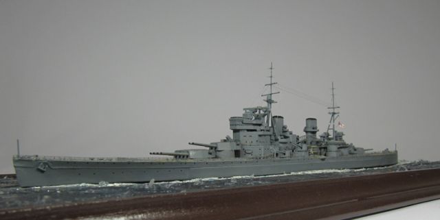 Britisches Schlachtschiff HMS King George V (1/700)