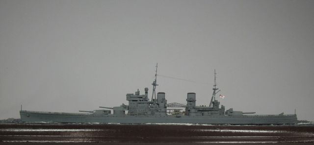 Britisches Schlachtschiff HMS King George V (1/700)