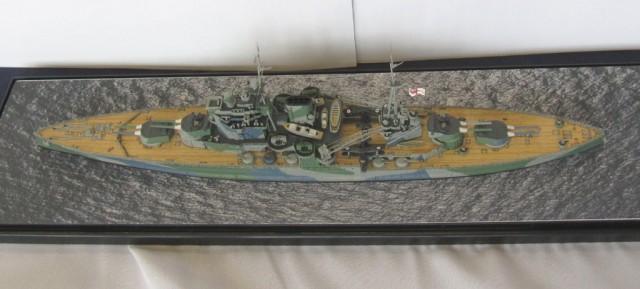 Schlachtschiff HMS Queen Elizabeth (1/700)