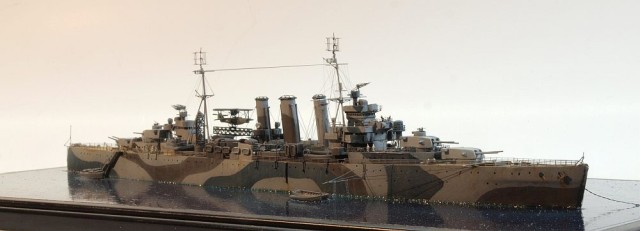 Schwerer Kreuzer HMS Sussex (1/700)