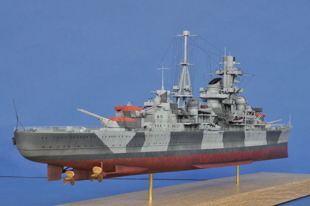 Schwerer Kreuzer Admiral Hipper (1/350)