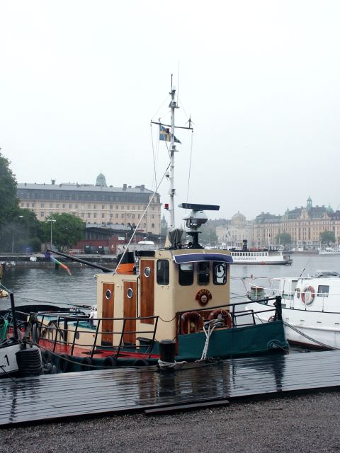 Lövsta im Hafen